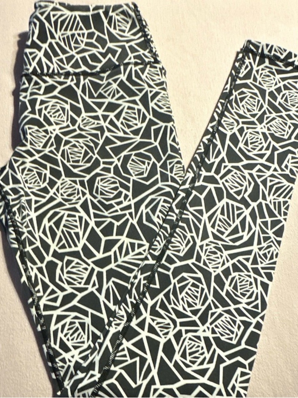 lululemon athletica Black & White Geometric Rose Print Leggings 
Fall